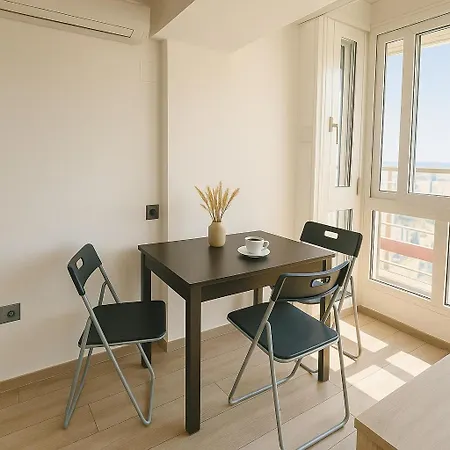 Perla - Bright With Ocean Views